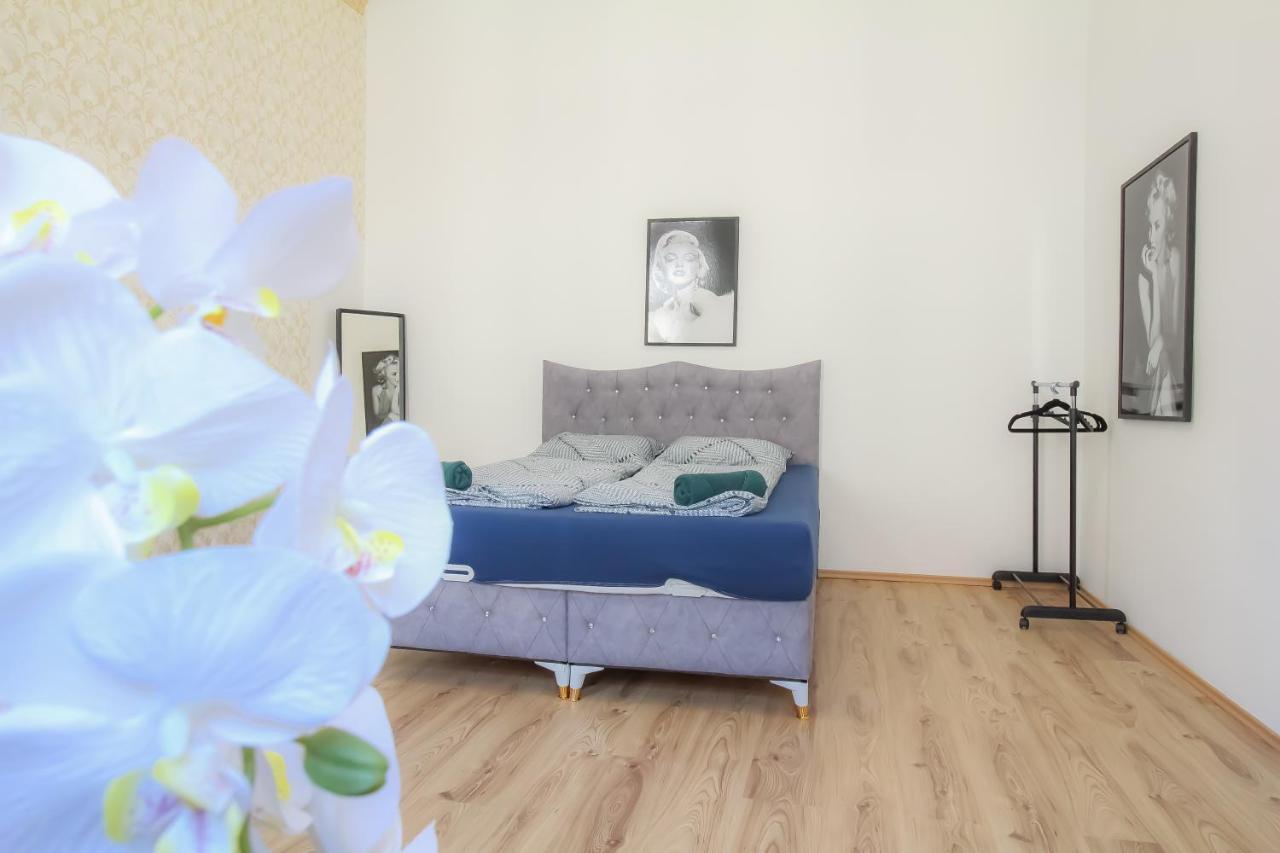 Ss Family 3 Bedroom Apartment In Praterstern Area Dw8 Vienna Exterior photo