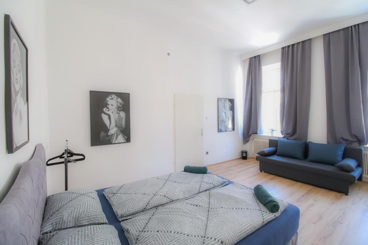 Ss Family 3 Bedroom Apartment In Praterstern Area Dw8 Vienna Exterior photo